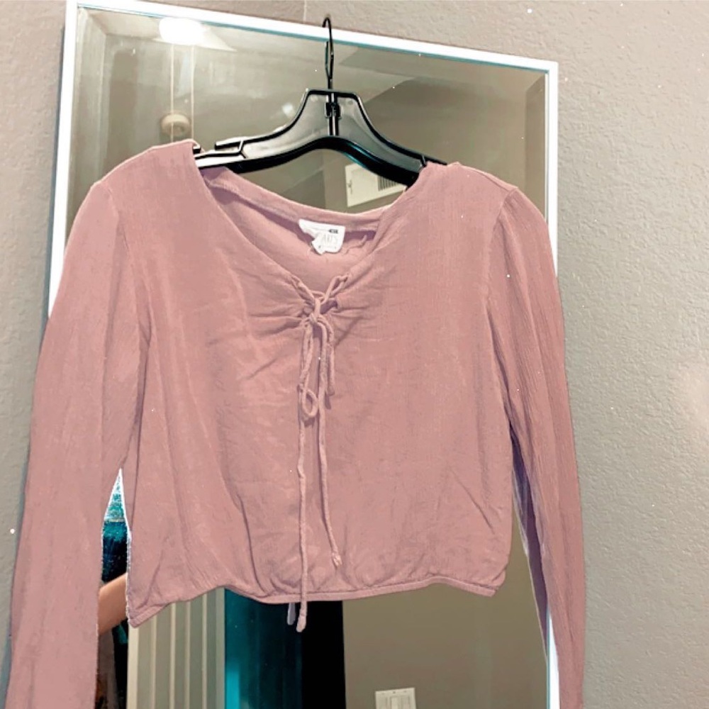 Loose fitted blouse, lavender color from pac sun.